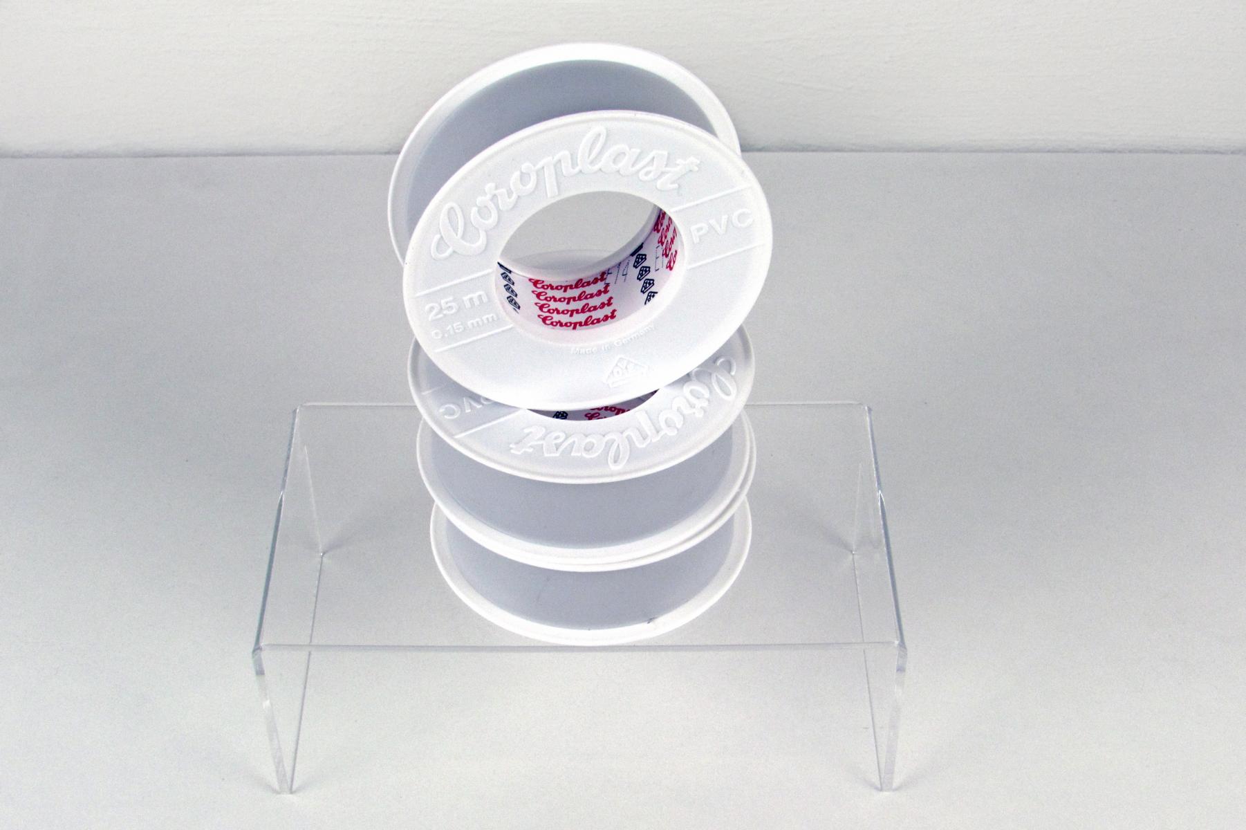 drei Rollen Coroplast PVC-Klebeband mit isowoll-Logo