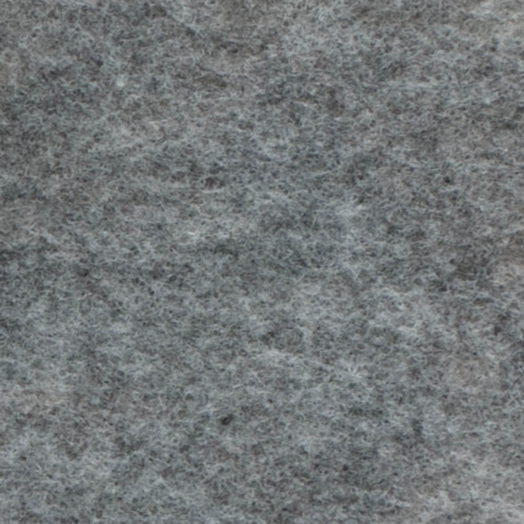 silbergraue Filzverkleidung