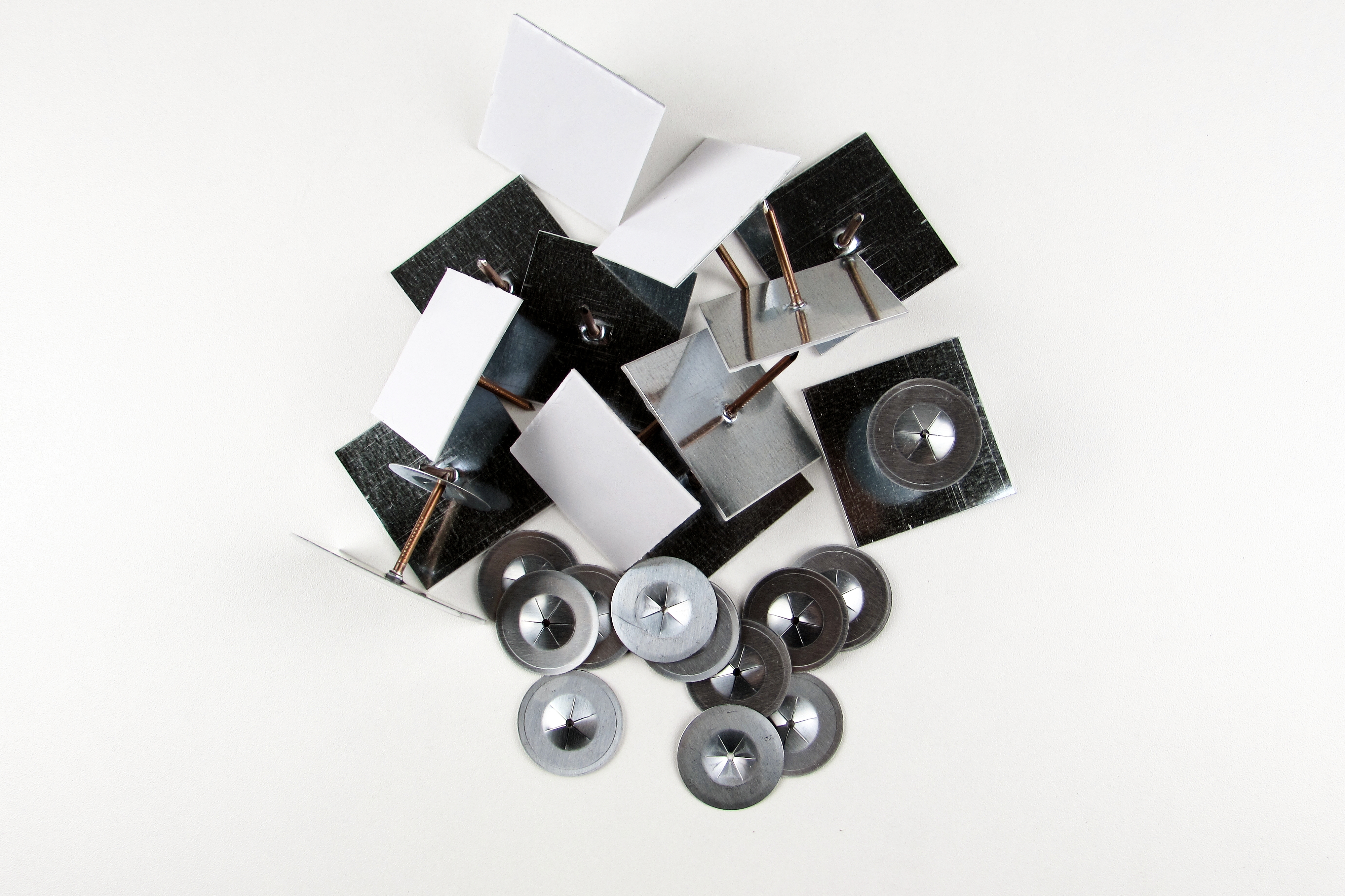 Clavu-Fix Selbstklebestifte inklusive Sicherungsscheibe